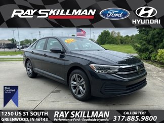 Used 2024 Volkswagen Jetta SE image 1