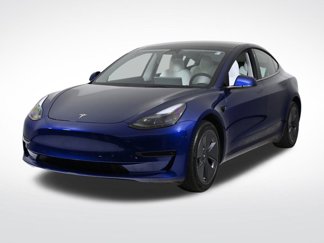 Used 2023 Tesla Model 3 Standard Range image 1
