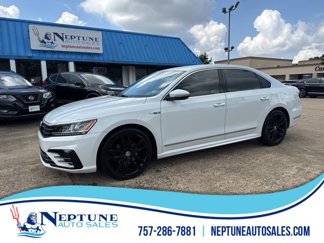 Used 2017 Volkswagen Passat 1.8T R-Line w/ R-Line Lighting Package image 1