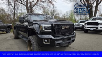 Used 2018 GMC Sierra 2500 Denali w/ Duramax Plus Package image 1