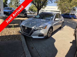 Used 2022 Nissan Altima 2.5 SV w/ SV Premium Package image 1
