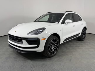 Certified 2025 Porsche Macan image 1