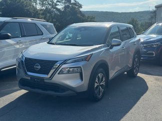Used 2022 Nissan Rogue SV image 1