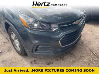 Used 2020 Chevrolet Trax LS w/ Tint and Cruise Package image 1