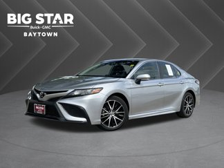 Used 2023 Toyota Camry SE image 1