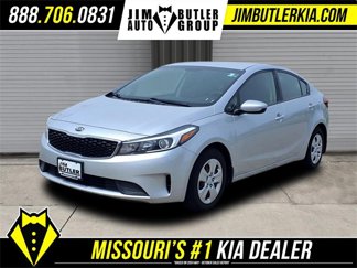 Used 2017 Kia Forte LX image 1