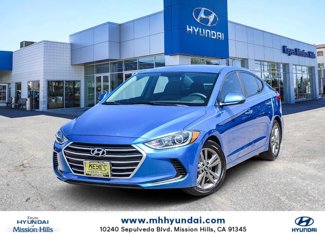 Used 2017 Hyundai Elantra SE image 1