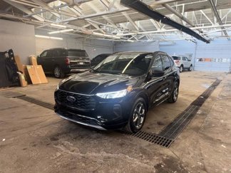 Used 2023 Ford Escape ST-Line image 1