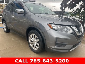 Used 2017 Nissan Rogue S w/ S Appearance Package image 1