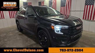 Used 2024 GMC Terrain SLE image 1