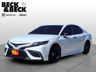 Used 2022 Toyota Camry SE image 1