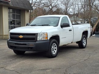 Used 2013 Chevrolet Silverado 1500 W/T image 1
