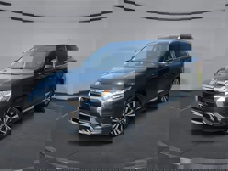 Used 2020 Mitsubishi Outlander SEL image 1