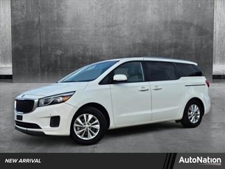 Used 2017 Kia Sedona LX w/ LX Essentials Premium Package image 1