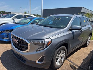 Used 2020 GMC Terrain SLE w/ Driver Convenience Package image 1