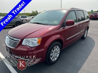Used 2013 Chrysler Town & Country Touring image 1