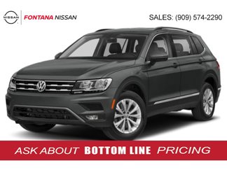 Used 2020 Volkswagen Tiguan SE w/ Panoramic Sunroof Package image 1