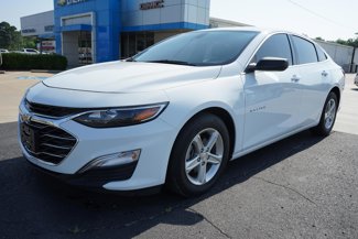 Used 2022 Chevrolet Malibu LS image 1