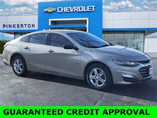 Used 2022 Chevrolet Malibu LS image 1