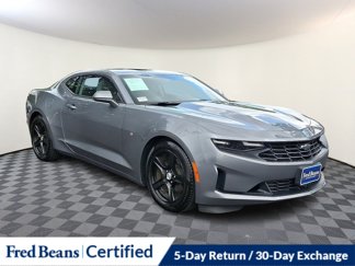 Used 2019 Chevrolet Camaro LT image 1