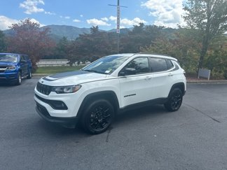 New 2025 Jeep Compass Latitude w/ Convenience Group image 1