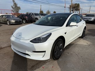 Used 2021 Tesla Model 3 Standard Range Plus image 1