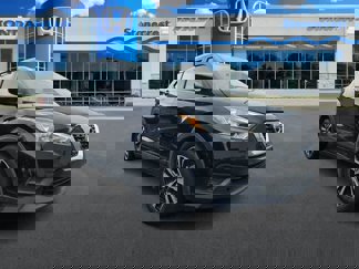 Used 2019 Nissan Kicks SV image 1