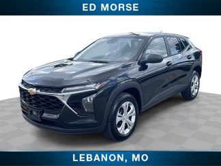 Used 2025 Chevrolet Trax LS image 1