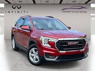 Used 2023 GMC Terrain SLE w/ Driver Convenience Package image 1
