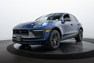 Certified 2025 Porsche Macan T image 1