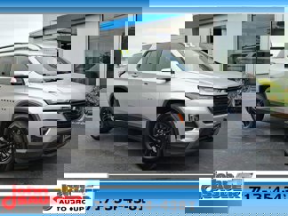 Used 2022 Chevrolet Traverse LT w/ Midnight/Sport Edition video 1