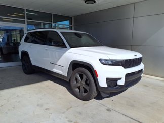 Used 2023 Jeep Grand Cherokee L Laredo image 1