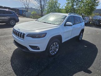 Used 2019 Jeep Cherokee Latitude Plus w/ Cold Weather Group image 1