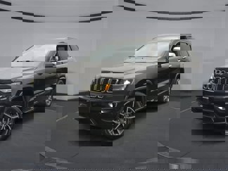 Used 2019 Jeep Grand Cherokee Limited w/ Luxury Group II image 1