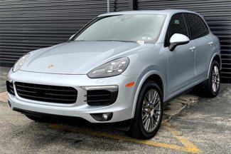 Certified 2017 Porsche Cayenne Platinum Edition image 1