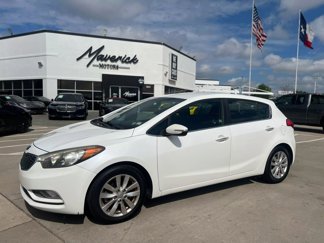Used 2015 Kia Forte EX image 1