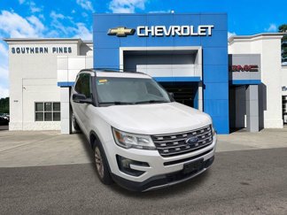 Used 2016 Ford Explorer XLT w/ Equipment Group 202A image 1