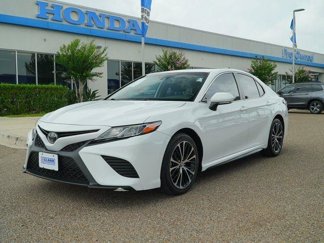 Used 2020 Toyota Camry SE image 1