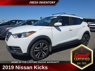 Used 2019 Nissan Kicks SV image 1