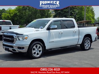 Used 2022 RAM 1500 4x4 Crew Cab image 1