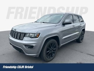 Used 2019 Jeep Grand Cherokee Altitude image 1