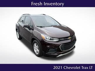 Used 2021 Chevrolet Trax LT image 1
