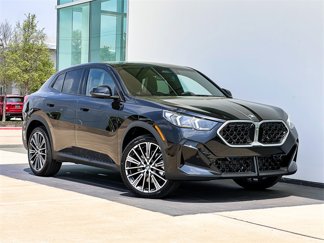 New 2025 BMW X2 xDrive28i w/ Technology Package image 1