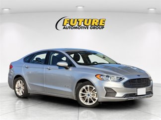Used 2019 Ford Fusion SE image 1