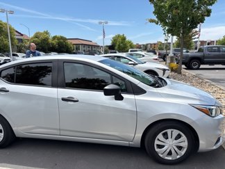 Used 2022 Nissan Versa S image 1