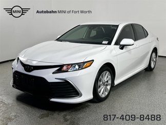 Used 2024 Toyota Camry LE image 1