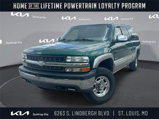 Used 2000 Chevrolet Silverado 2500 LS image 1