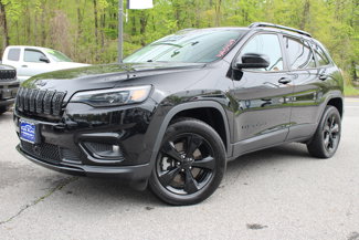 Certified 2023 Jeep Cherokee Altitude Lux w/ Lux Elite Package image 1