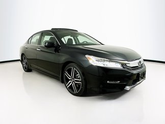 Used 2017 Honda Accord Touring image 1