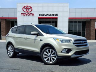 Used 2017 Ford Escape Titanium image 1
